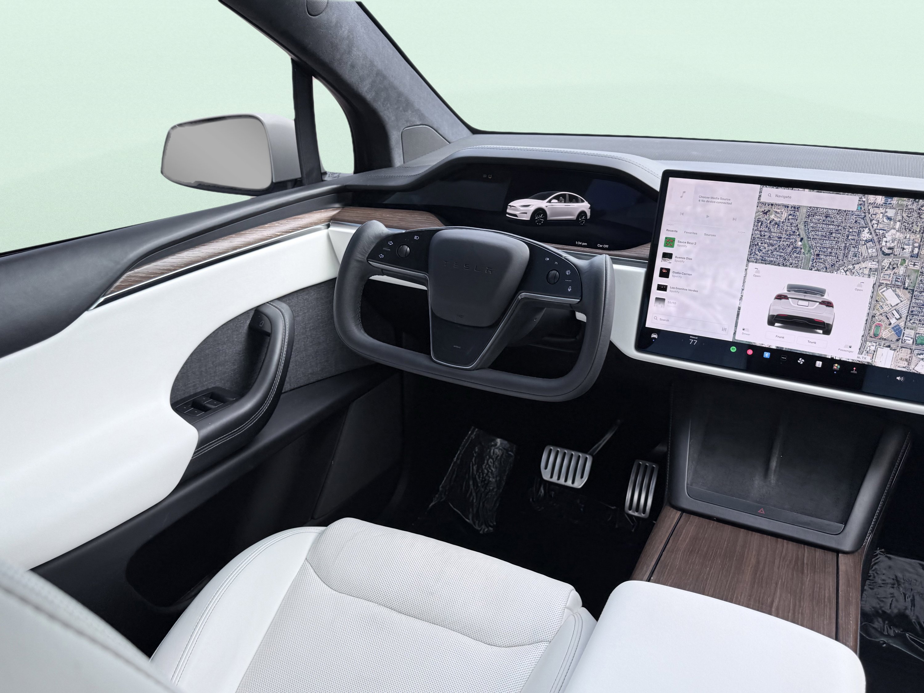 Used 2023 Tesla Model X image 59