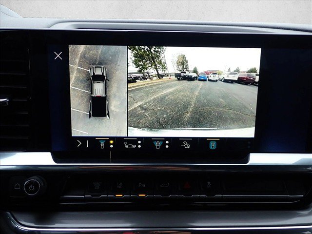 Used 2024 Chevrolet Silverado 3500 High Country w/ High Country Premium Package AWD/4WD image 18