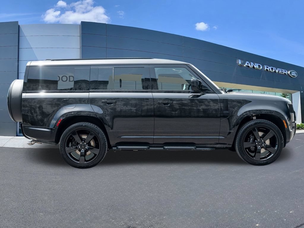 New 2026 Land Rover Defender 130 V8 AWD/4WD image 8