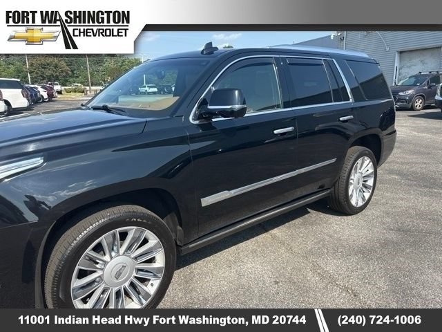 Certified 2017 Cadillac Escalade Platinum AWD/4WD image 2