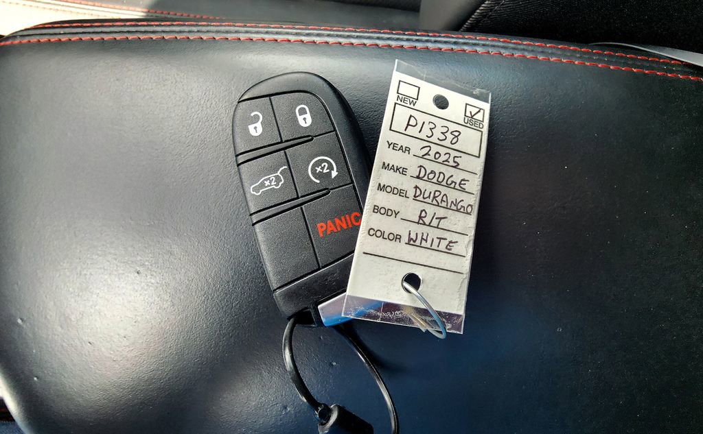Used 2025 Dodge Durango R/T image 81