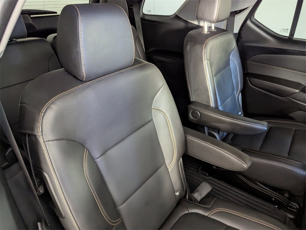 Used 2020 Chevrolet Traverse Premier w/ Redline Edition image 32