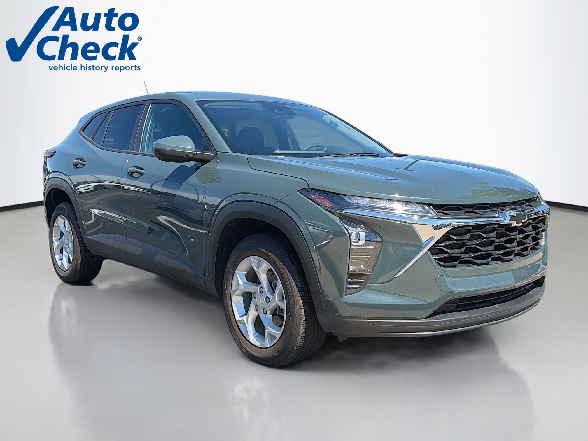 Used 2025 Chevrolet Trax LS w/ LS Convenience Package