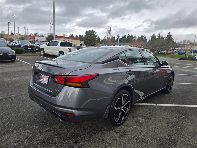 Used 2025 Nissan Altima 2.5 SR image 7