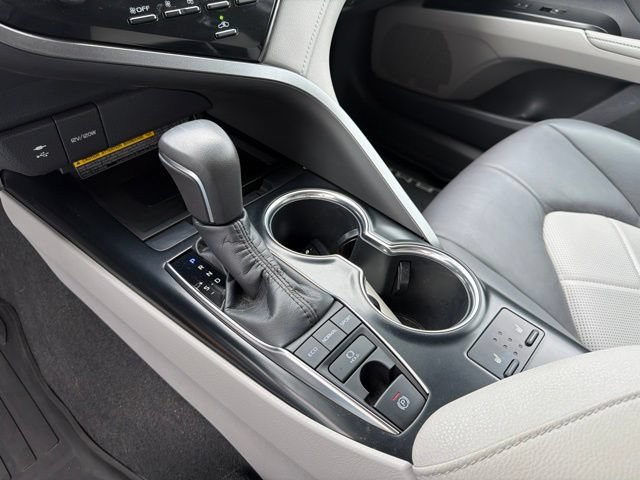 Used 2019 Toyota Camry XLE w/ Driver Assist Package FWD image 21