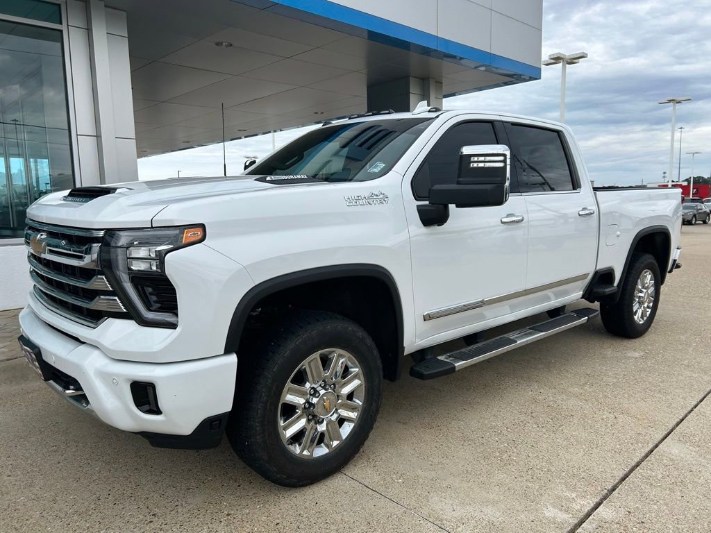 Used 2024 Chevrolet Silverado 3500 High Country AWD/4WD image 14