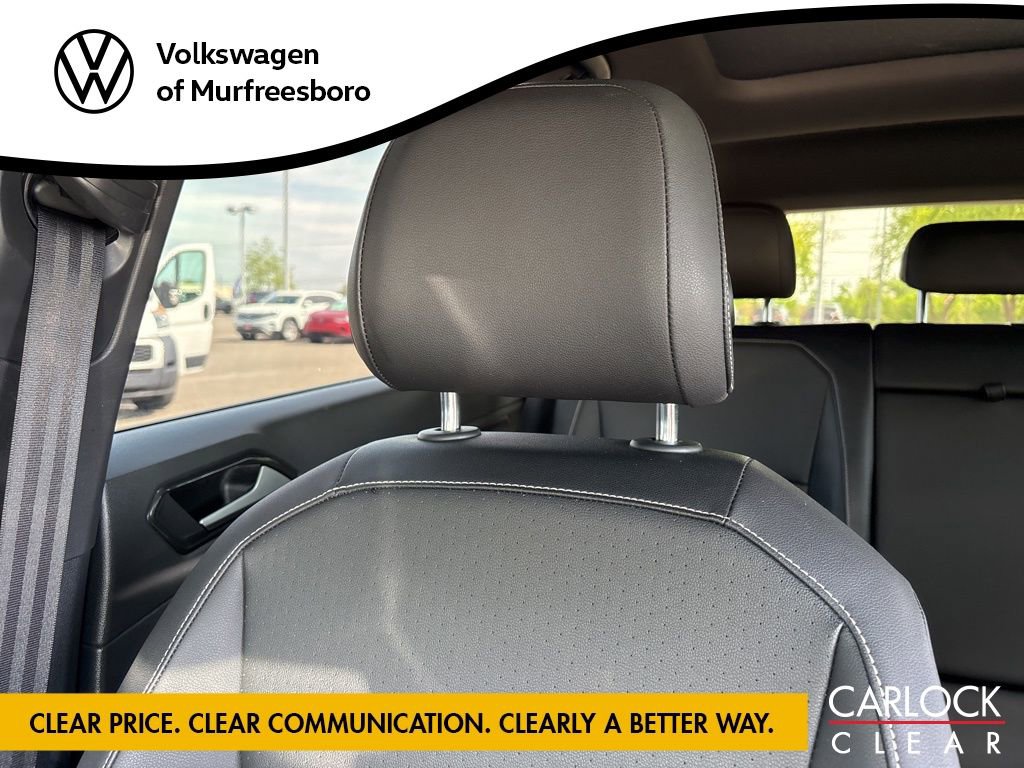 Certified 2023 Volkswagen Tiguan SE R-Line FWD image 22