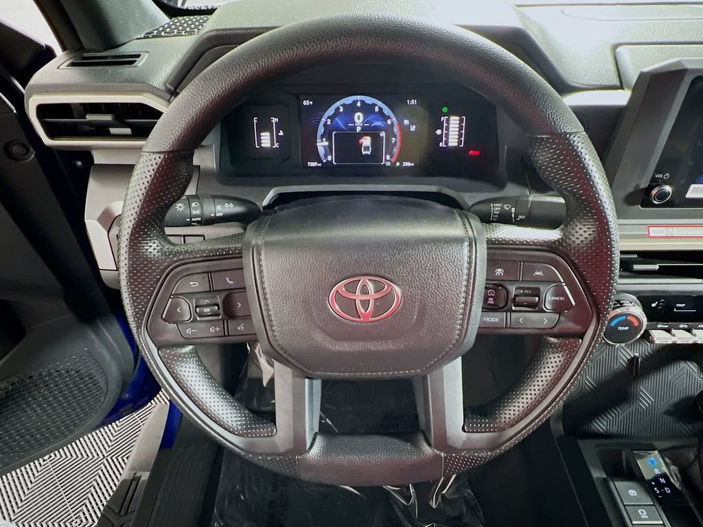 Certified 2025 Toyota Tacoma SR5 AWD/4WD image 10