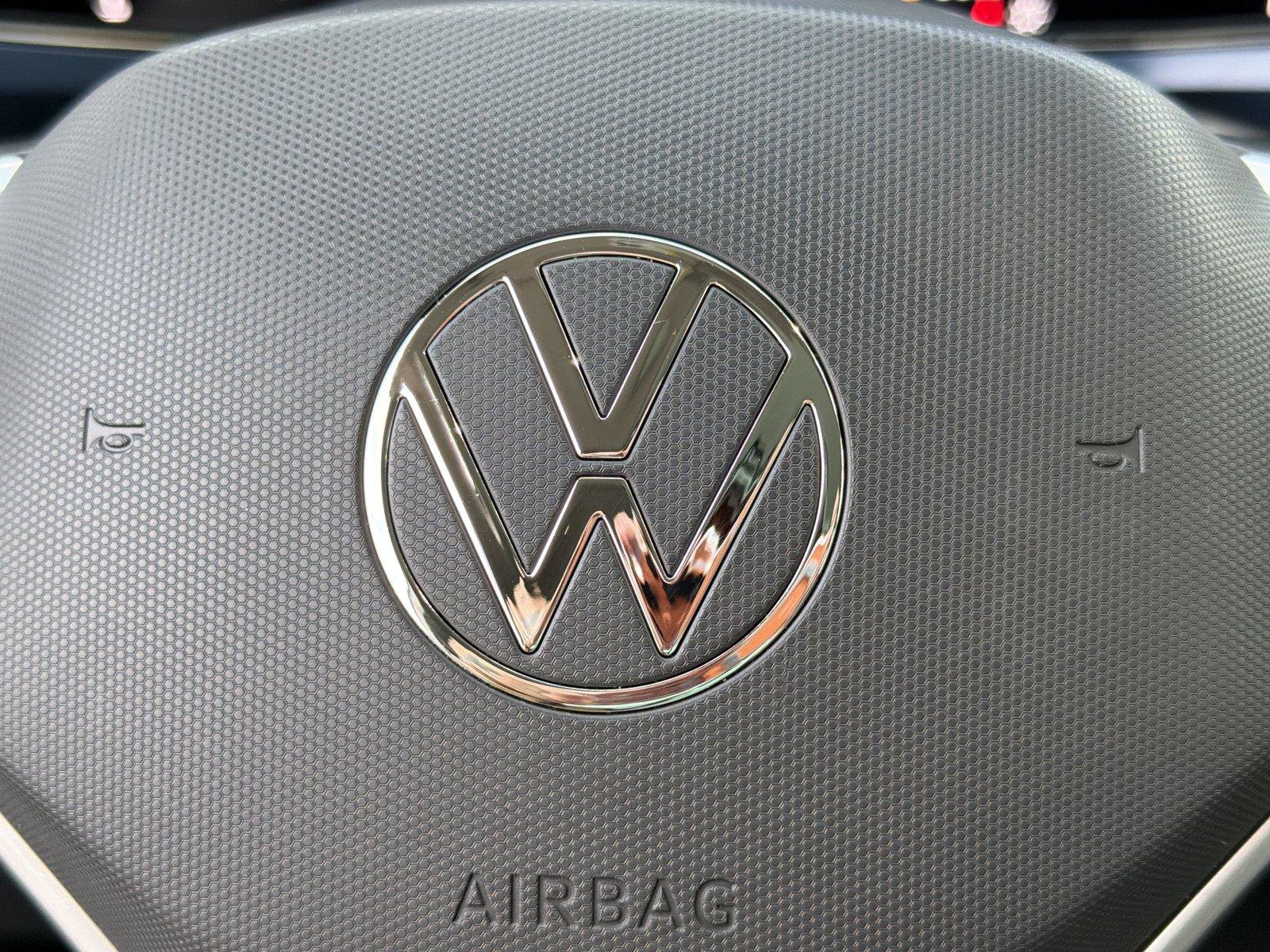 Used 2024 Volkswagen Taos SE FWD image 22