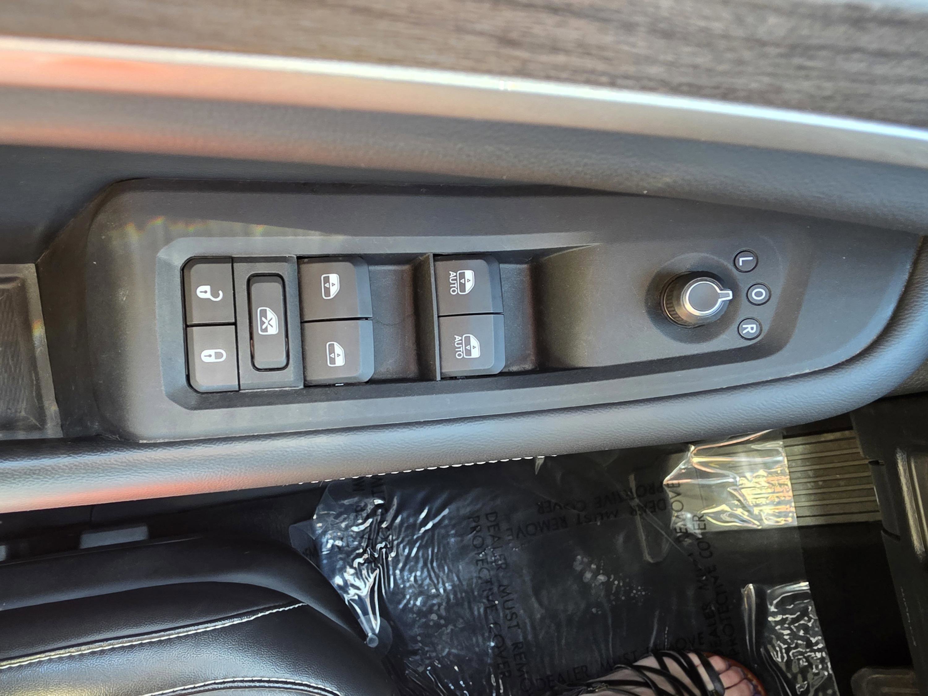 Certified 2022 Jeep Grand Cherokee L Limited AWD/4WD image 21