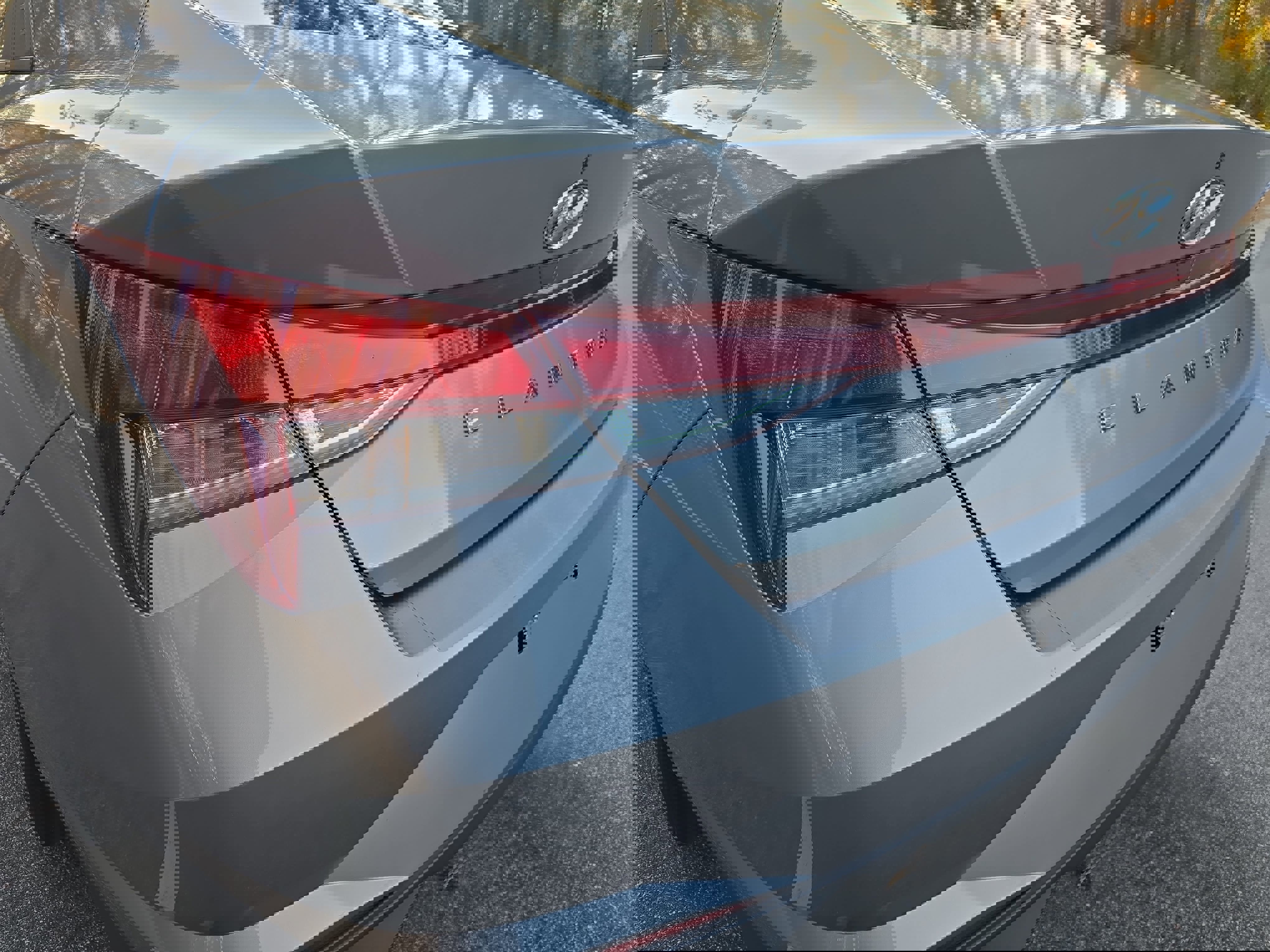 Used 2023 Hyundai Elantra SE image 33