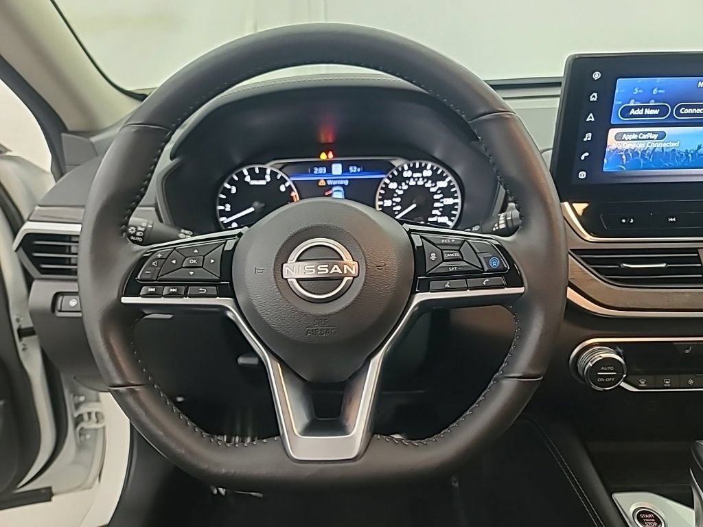 Used 2025 Nissan Altima 2.5 SL FWD image 31