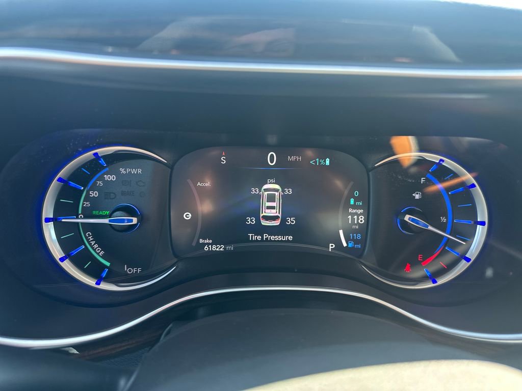 Used 2023 Chrysler Pacifica Pinnacle image 20