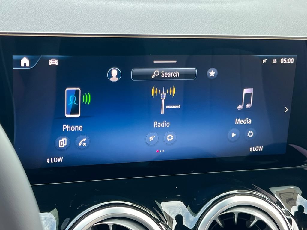 New 2026 Mercedes-Benz GLA 250 4MATIC image 24