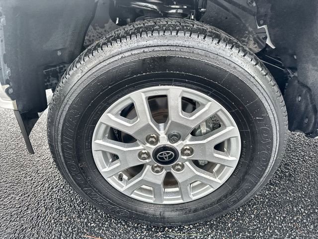 Used 2024 Toyota Tacoma SR image 19