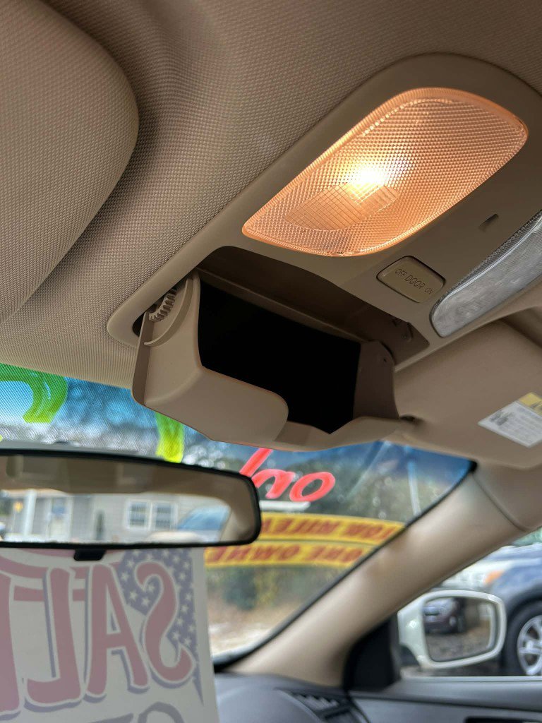 Used 2011 Hyundai Sonata GLS image 22