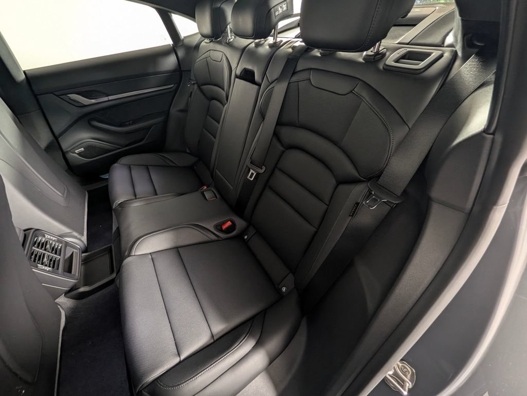 New 2026 Porsche Taycan 4S AWD/4WD image 25