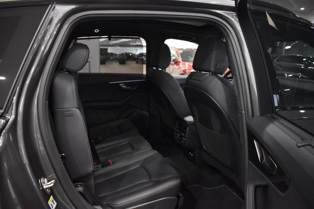 Used 2026 Audi Q7 3.0T Premium Plus w/ Premium Plus Package AWD/4WD image 28