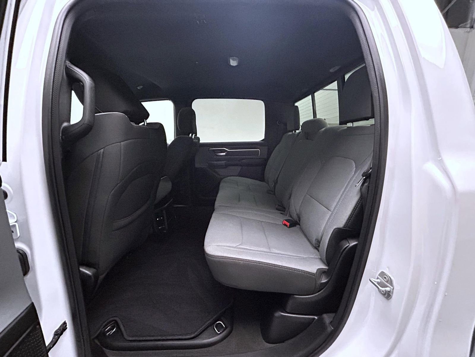 Used 2023 RAM 1500 Big Horn AWD/4WD image 19