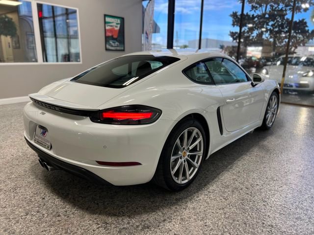 Used 2018 Porsche 718 Cayman Base w/ Light Design Package image 10