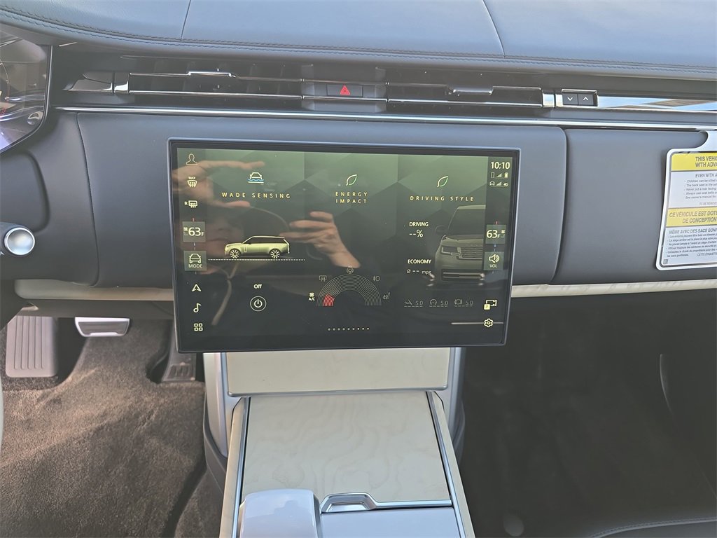 New 2026 Land Rover Range Rover SV image 21