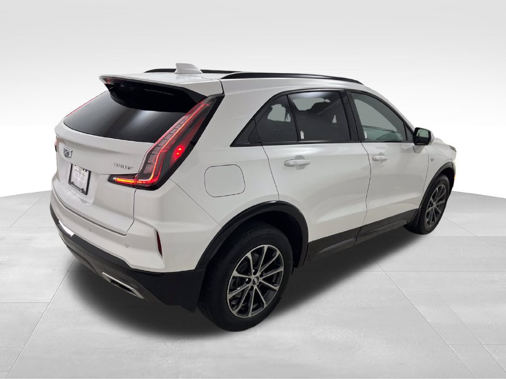 Used 2024 Cadillac XT4 Sport w/ Technology Package AWD/4WD image 6