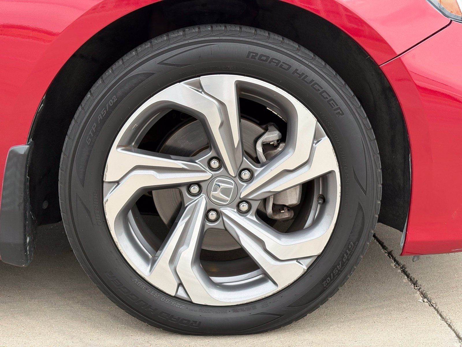 Used 2019 Honda Accord EX-L image 10