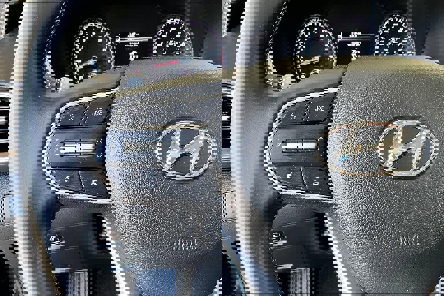 Used 2023 Hyundai Santa Fe SEL image 23