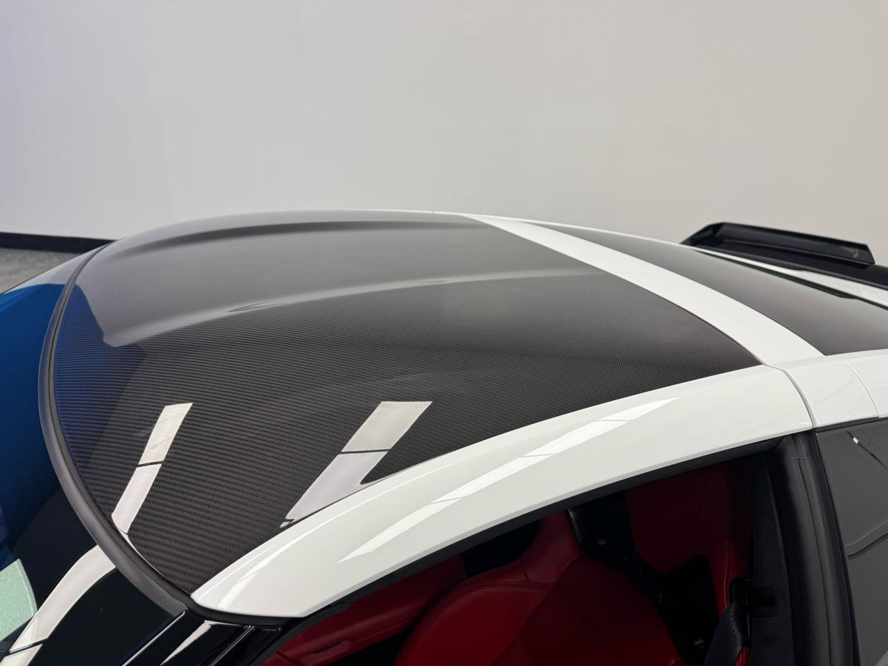 Used 2015 Chevrolet Corvette Z06 w/ 3LZ Preferred Equipment Group image 13