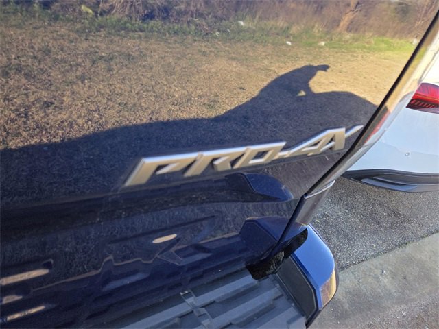 Used 2022 Nissan Frontier PRO-4X w/ Technology Package image 10