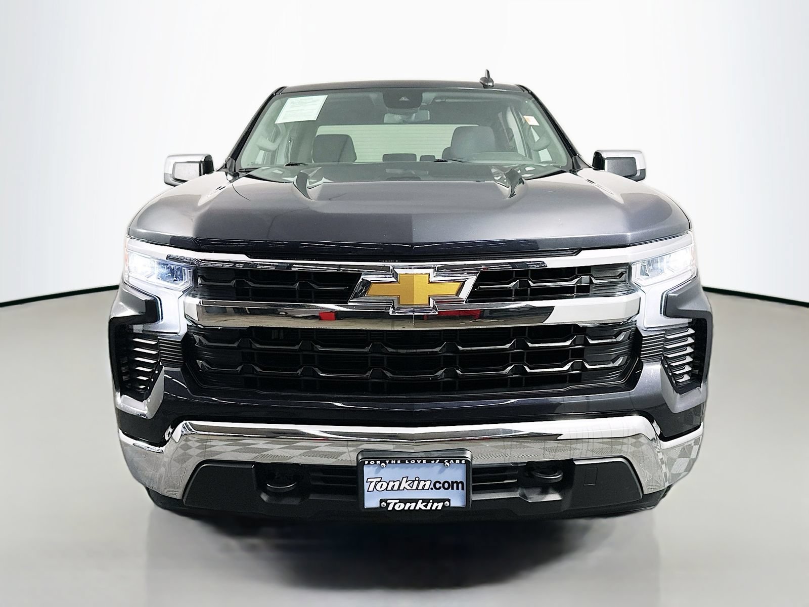 Used 2022 Chevrolet Silverado 1500 LT w/ Z71 Off-Road Package AWD/4WD image 3