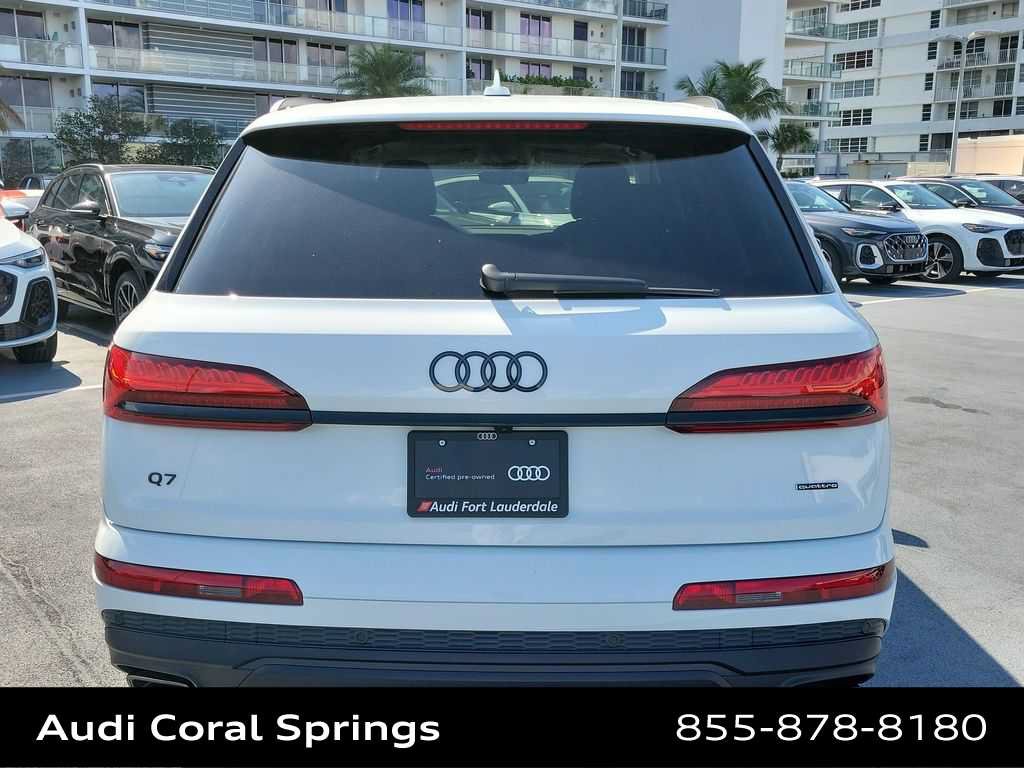 Certified 2026 Audi Q7 3.0T Premium w/ Convenience Plus Package AWD/4WD image 5