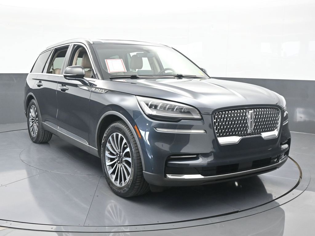 Used 2022 Lincoln Aviator Reserve w/ Elements Package Plus image 9