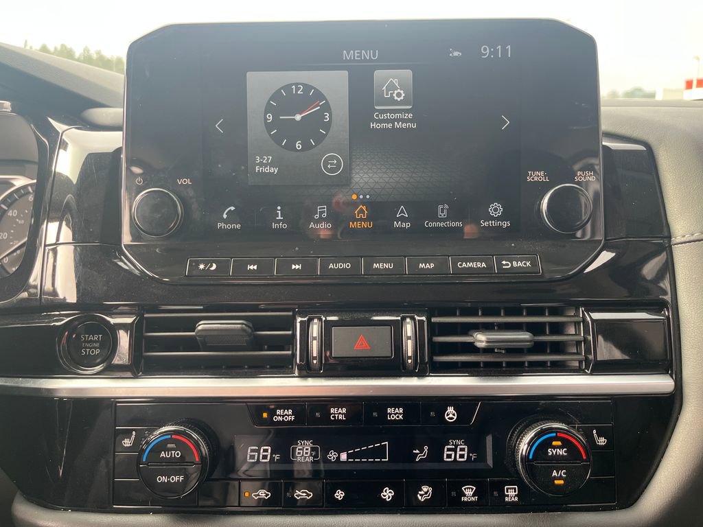 Used 2025 Nissan Pathfinder SL image 18