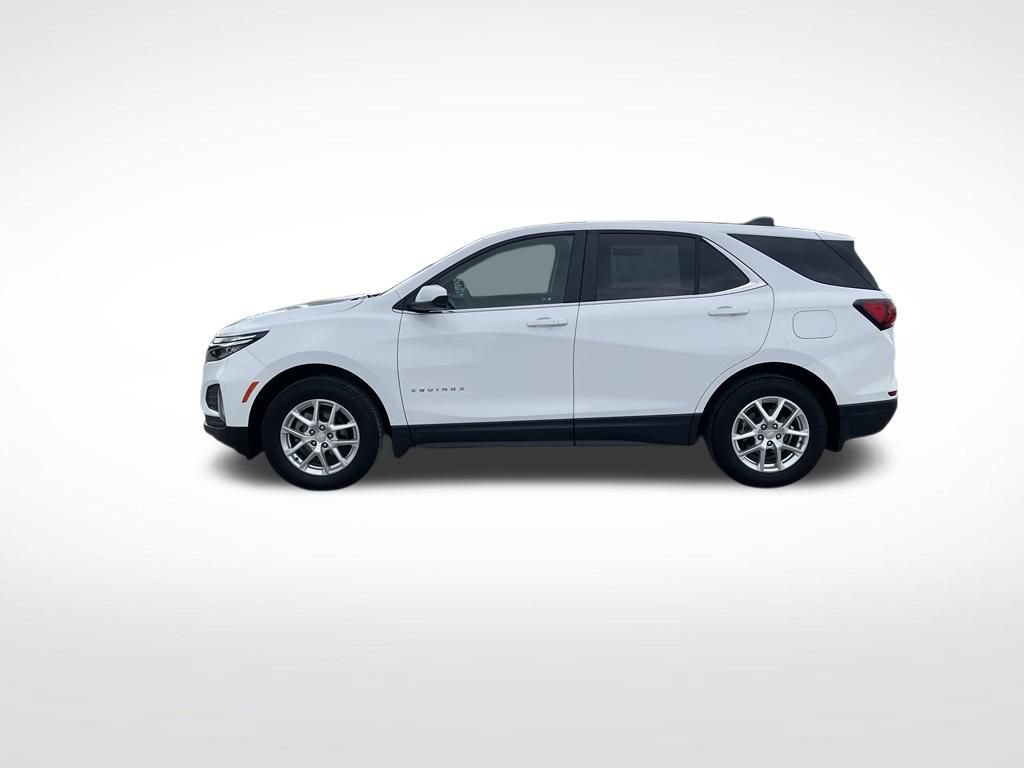 Used 2023 Chevrolet Equinox LT w/ LPO, Floor Liner Package AWD/4WD image 2