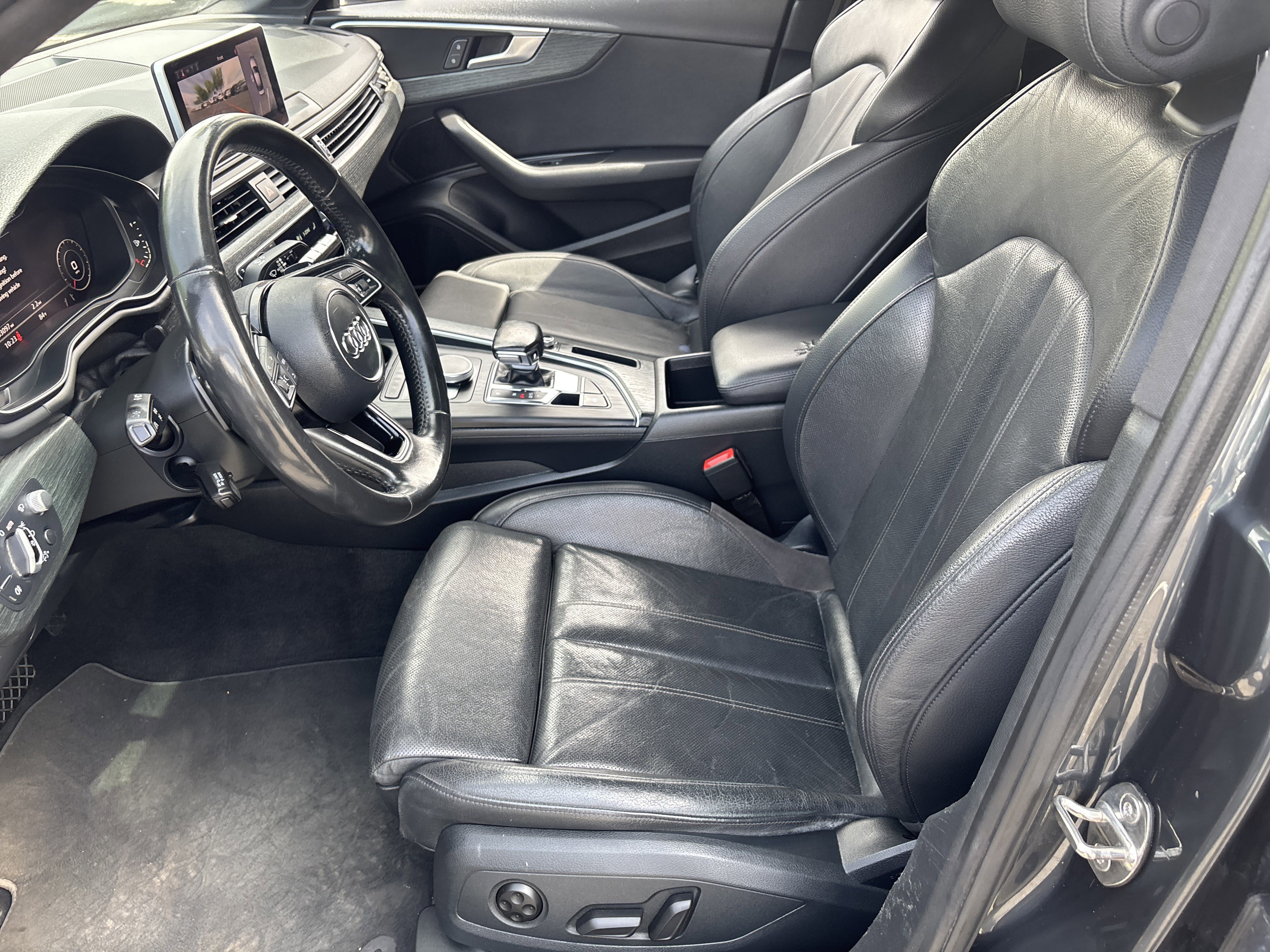 Used 2017 Audi A4 2.0T Prestige w/ Prestige Package image 18