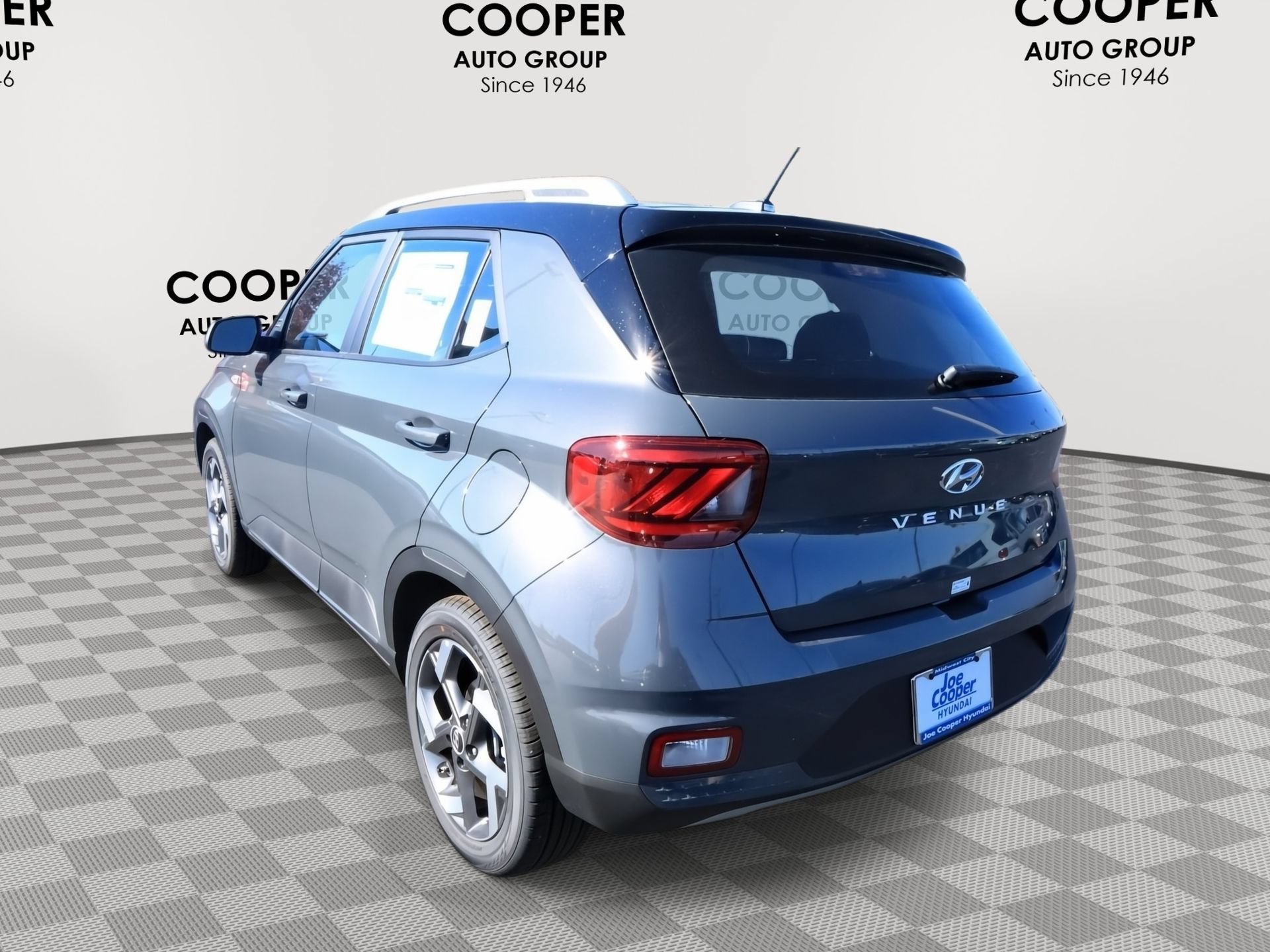 New 2026 Hyundai Venue SEL FWD image 9