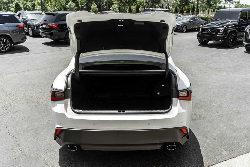 Used 2024 Lexus IS 300 F Sport AWD/4WD image 31