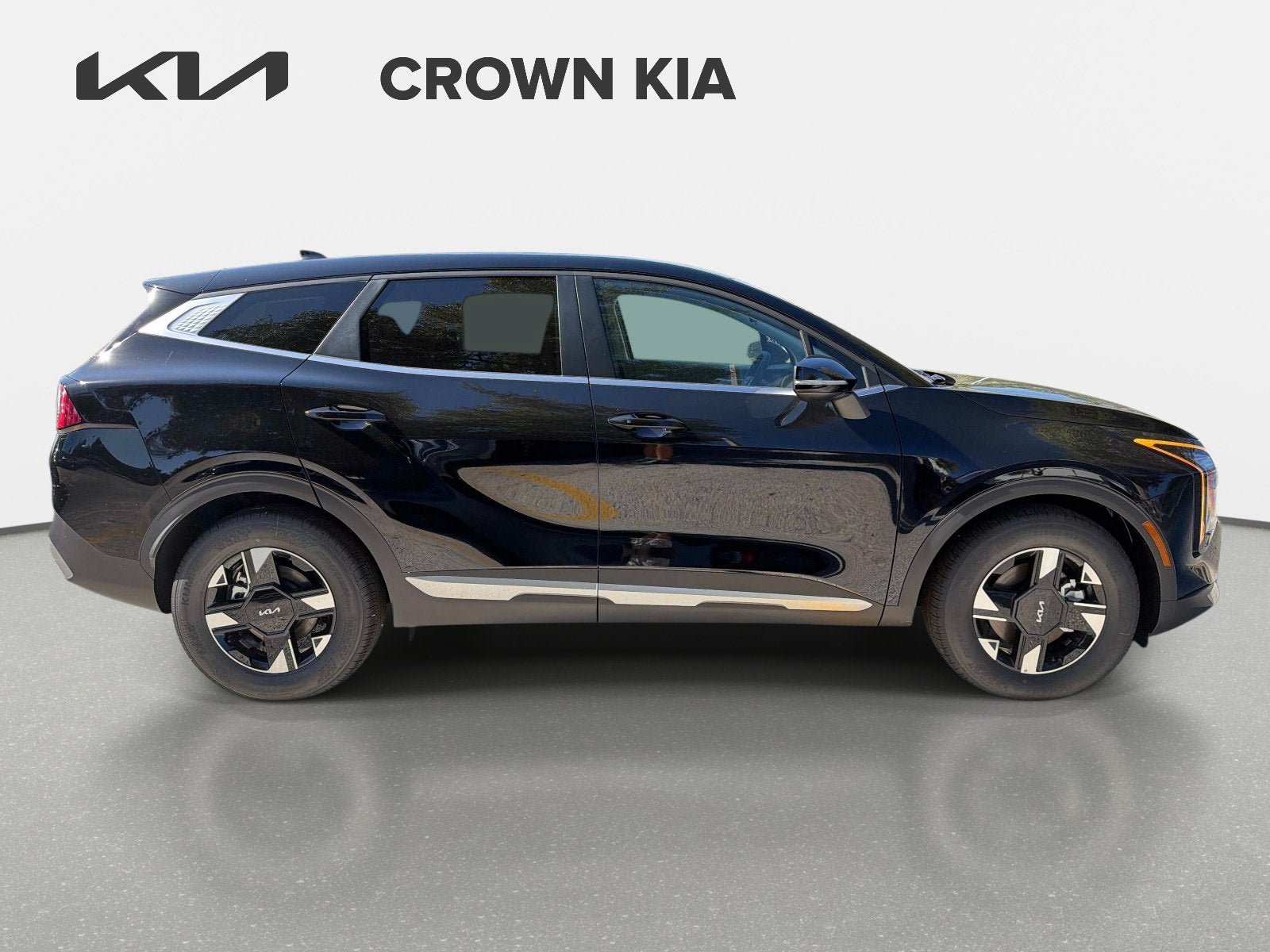 New 2027 Kia Sportage LX FWD image 4
