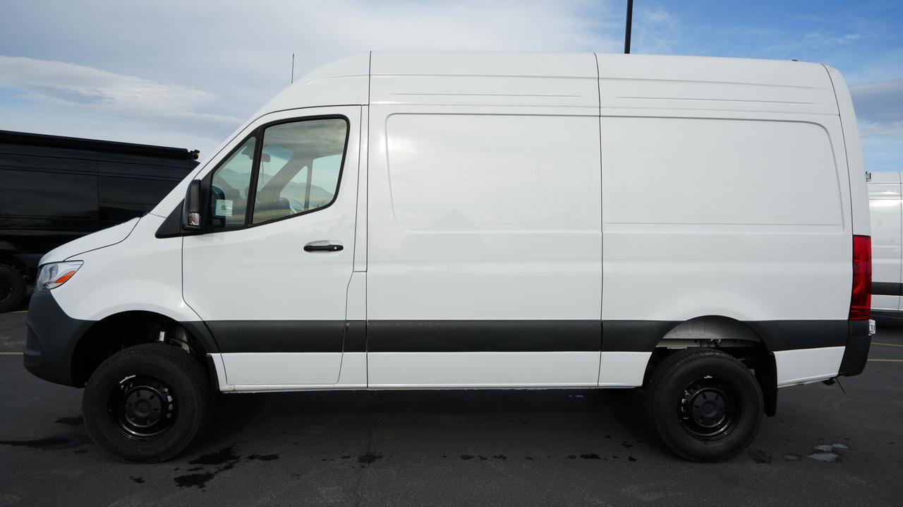New 2025 Mercedes-Benz Sprinter 2500 image 4