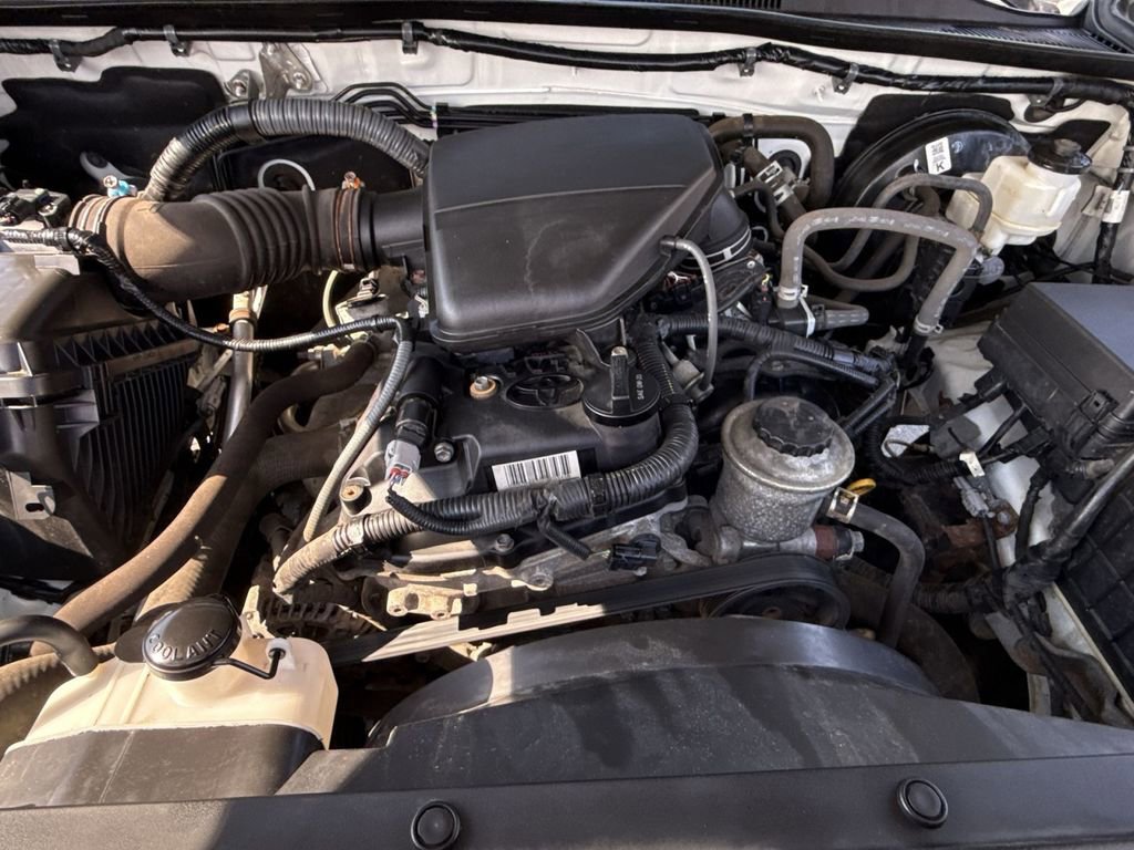 Used 2019 Toyota Tacoma SR image 24