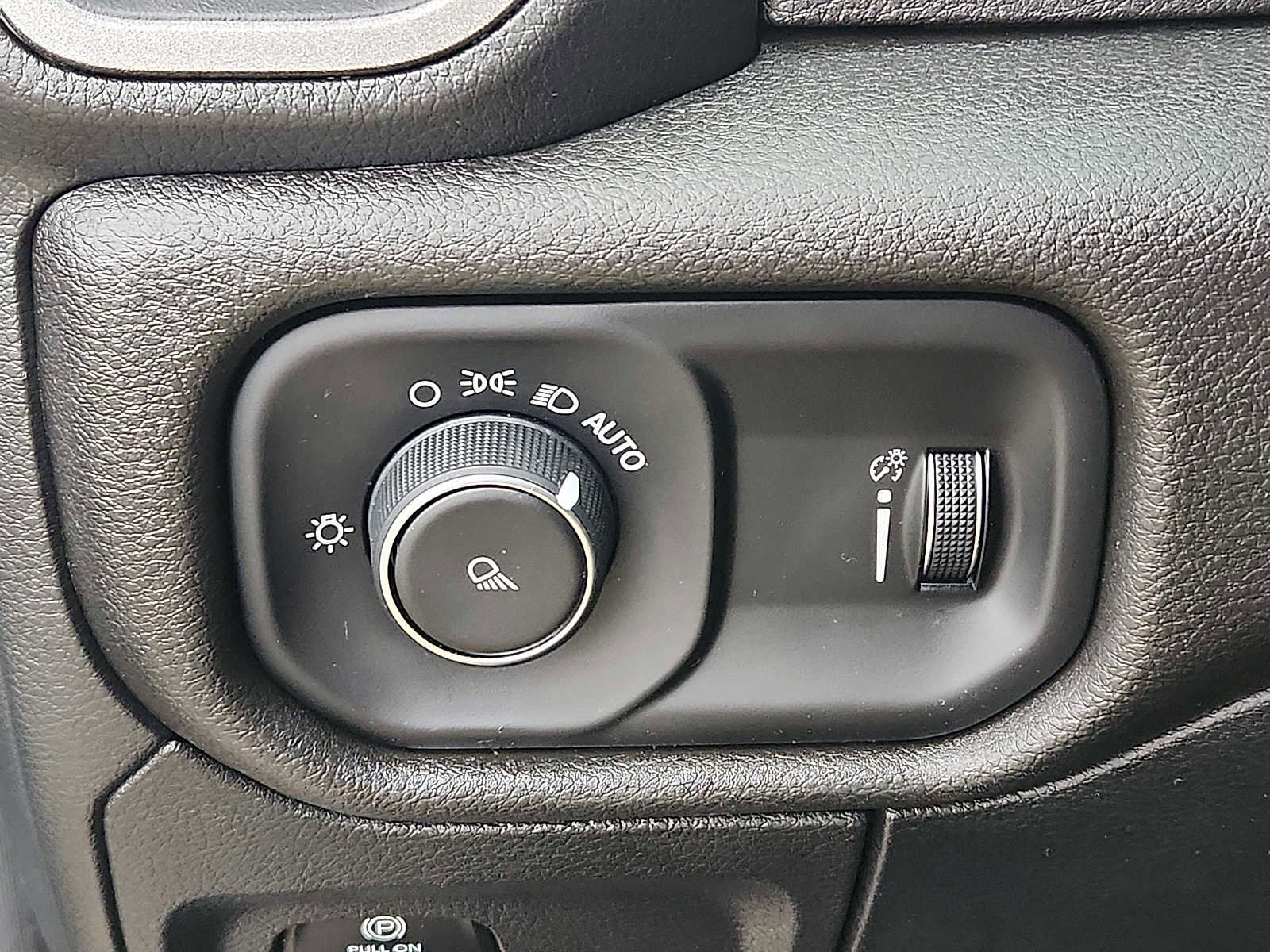 Certified 2025 RAM 1500 Tradesman image 25