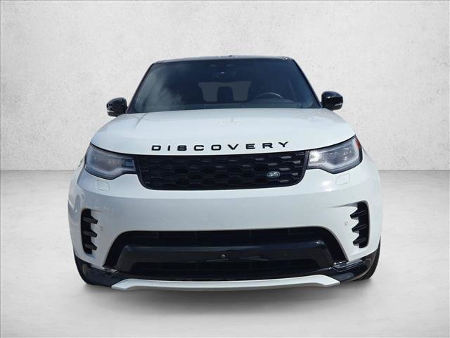 Used 2025 Land Rover Discovery Dynamic SE AWD/4WD image 2