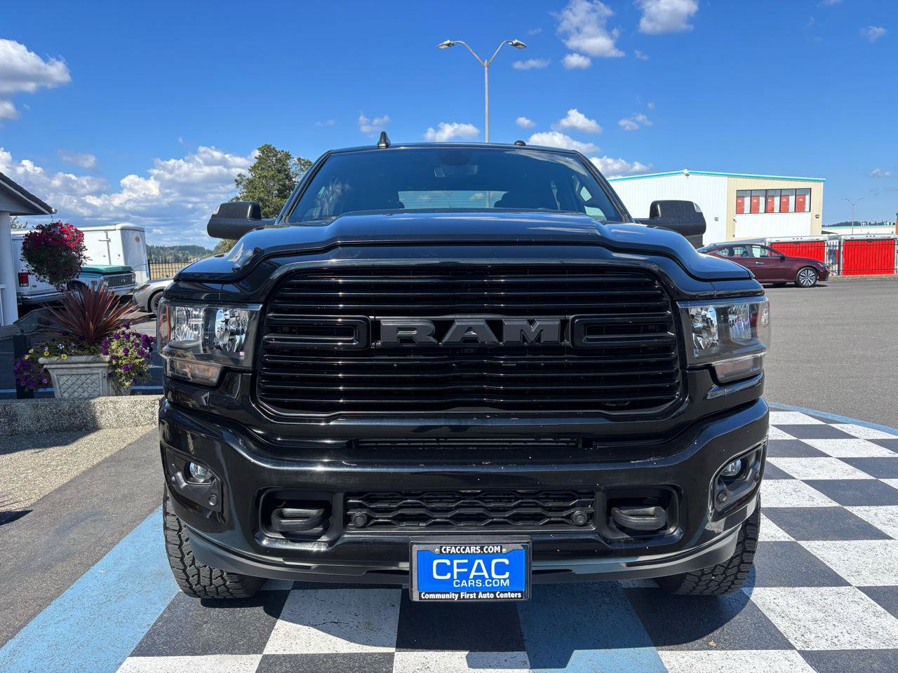 Used 2019 RAM 2500 Big Horn w/ Black Appearance Package AWD/4WD image 8