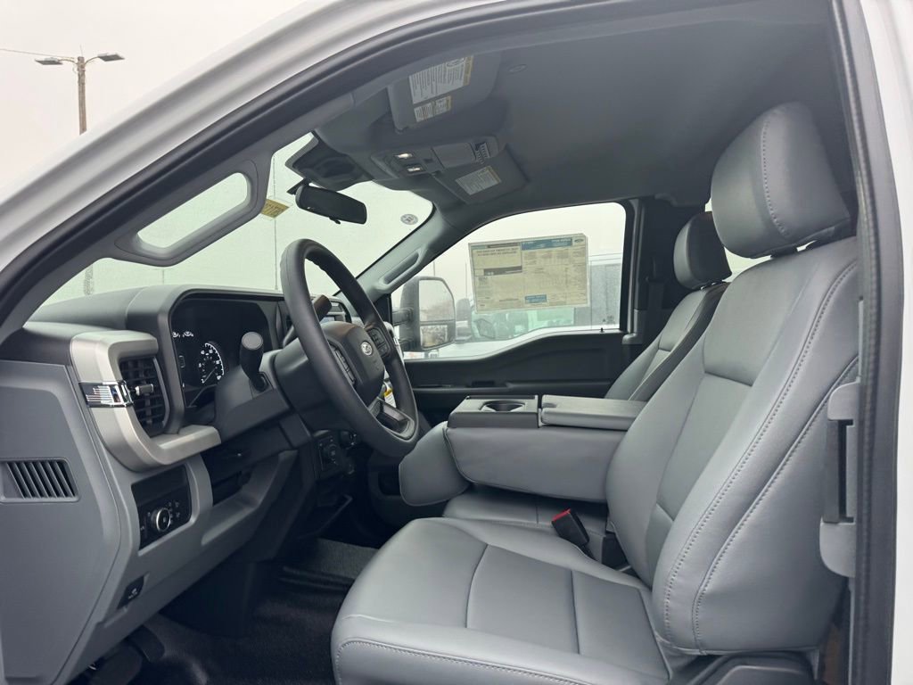 New 2026 Ford F550 4x4 SuperCab Super Duty image 8