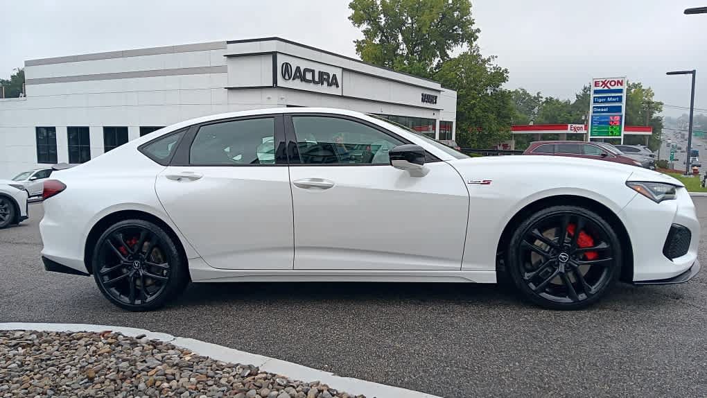 Used 2025 Acura TLX Type S AWD/4WD image 7