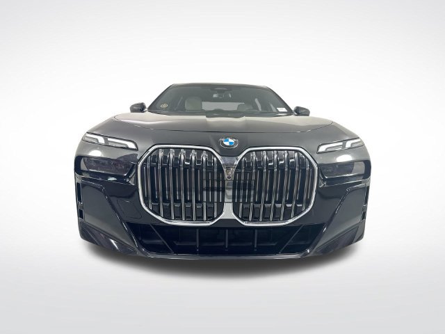 Used 2024 BMW 760i xDrive w/ Premium Package AWD/4WD image 26