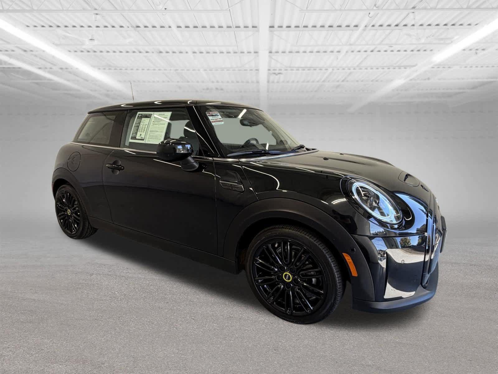 Used 2024 MINI Cooper SE FWD image 8