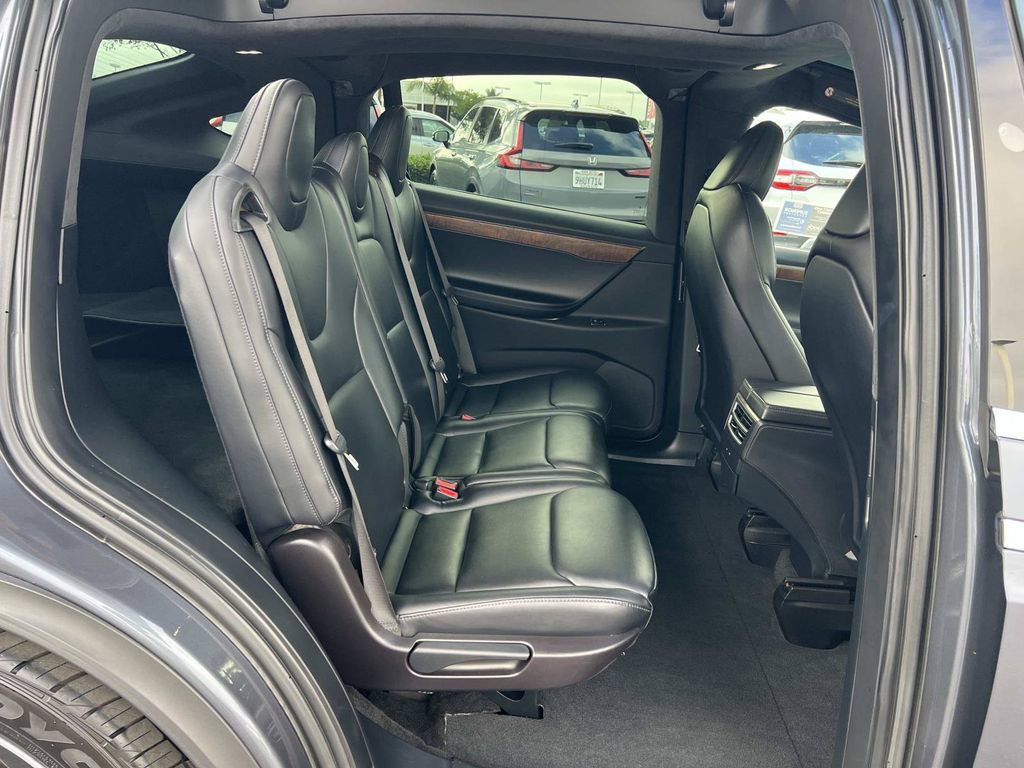 Used 2020 Tesla Model X Long Range AWD/4WD image 30