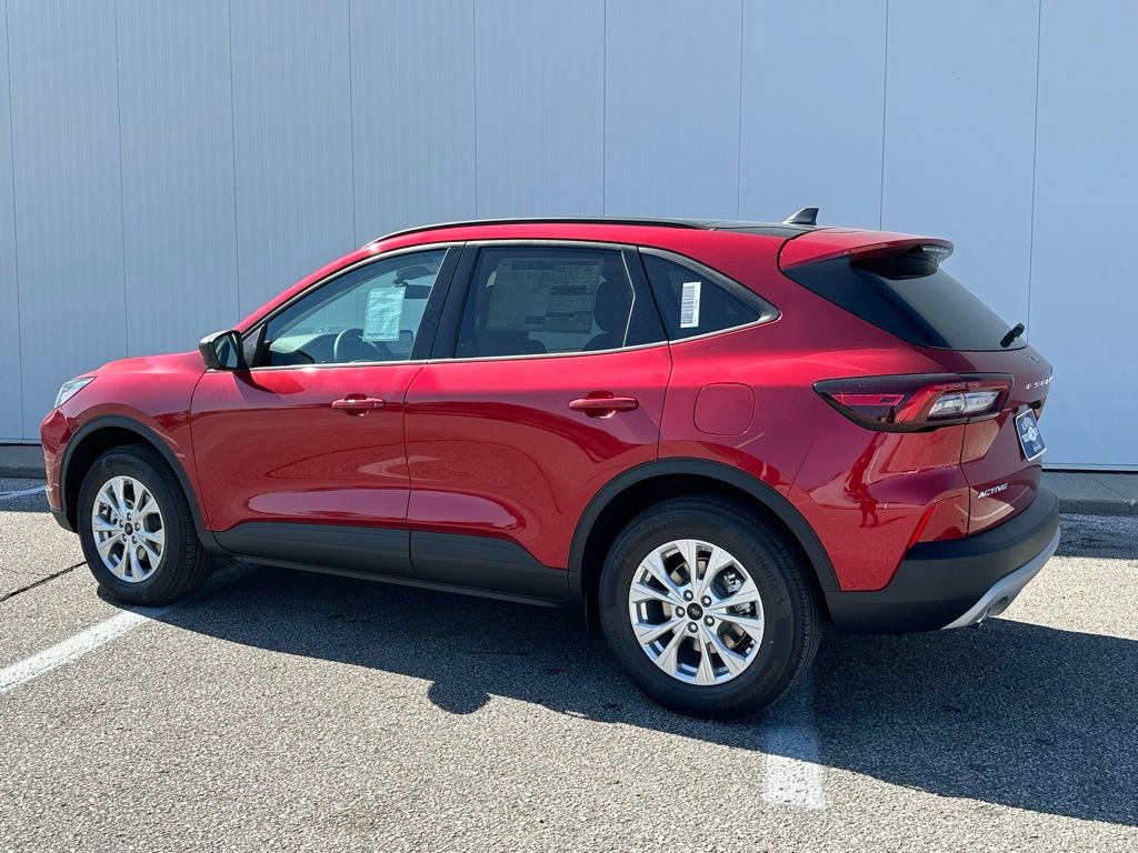 New 2026 Ford Escape Active w/ Cold Weather Package AWD/4WD image 3